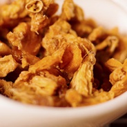 Trozos de Piña 70g - La piña es una fruta con excelentes propiedades; es diurética, desintoxicante y digestiva natural por su alto contenido de fibra.