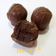 Trufas "fino de aroma" con o sin azúcar (clik para ver presentaciones) - Trufas elaboradas con cacao fino de aroma al 58%. No contienen azúcar. 
