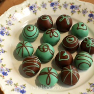 Brownie-pop - La trufa de la casa: brownífica!
14 gramos aprox. empacada en anchetica en celofán o capacillo.
